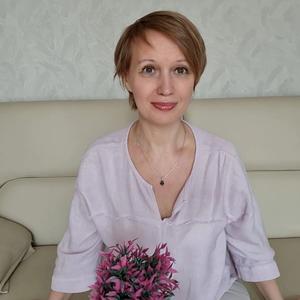 Девушки в Челябинске: Елена, 43 - ищет парня из Челябинска