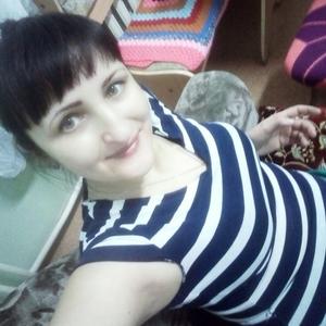 Девушки в Омске: Наташа, 42 - ищет парня из Омска
