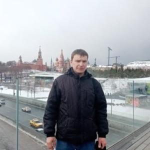 Ник, 36 лет, Киров