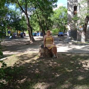 Девушки в Уссурийске: Антонина, 66 - ищет парня из Уссурийска