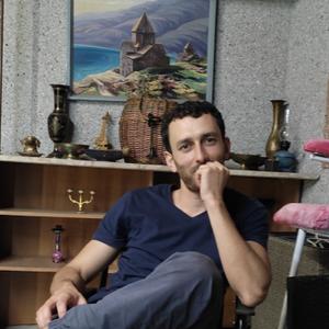 Парни в Ереване: Aram, 31 - ищет девушку из Еревана