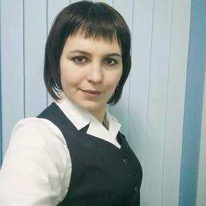 Девушки в Сыктывкаре: Ксения, 37 - ищет парня из Сыктывкара