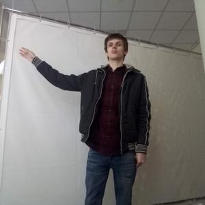 Александр Богатырёв, 22 года, Энгельс