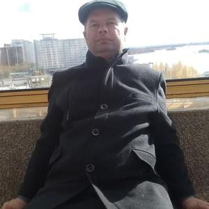 Парни в Томске: Виталий, 50 - ищет девушку из Томска