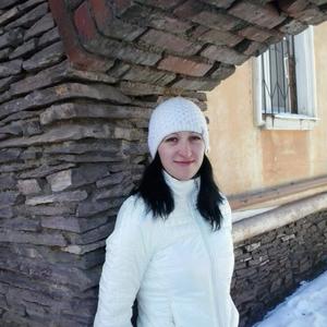 Девушки в Магнитогорске: Лилия, 35 - ищет парня из Магнитогорска