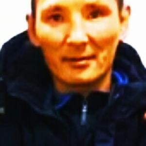 Парни в Якутске: Владимир, 43 - ищет девушку из Якутска