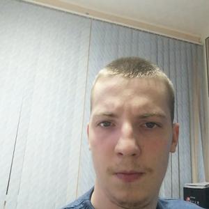 Парни в Омске: Андрей, 24 - ищет девушку из Омска