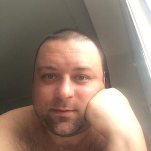 Юрий, 37 лет, Ростов-на-Дону