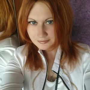 Девушки в Нижневартовске: Ирина, 35 - ищет парня из Нижневартовска