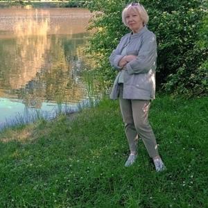Девушки в Калининграде: Людмила, 75 - ищет парня из Калининграда