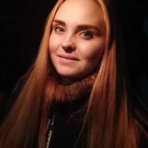 Девушки в Владивостоке: Евгения, 34 - ищет парня из Владивостока