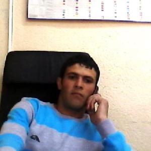 Парни в Вышний Волочке: Рамил Нурмамедов, 36 - ищет девушку из Вышний Волочка