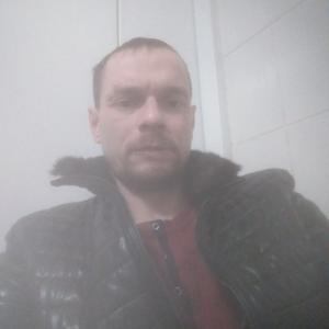 Парни в Ижевске: Денис, 42 - ищет девушку из Ижевска