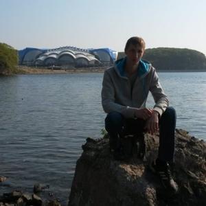 Парни в Омске: Павел, 31 - ищет девушку из Омска