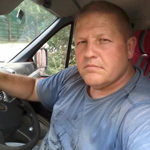 Антон, 56 лет, Смоленск