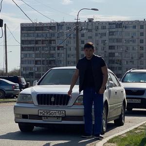Парни в Волгограде: Вениамин, 24 - ищет девушку из Волгограда