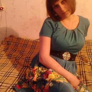 Девушки в Комсомольске-На-Амуре: Елена, 34 - ищет парня из Комсомольска-На-Амуре
