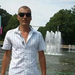 Парни в Димитровграде: Владислав Кондрашов, 45 - ищет девушку из Димитровграда