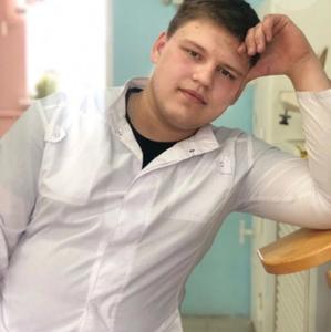 Парни в Старый Осколе: Александр, 24 - ищет девушку из Старый Оскола
