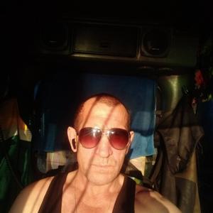 Парни в Петропавловске-Камчатском: Сергей Покатило, 54 - ищет девушку из Петропавловска-Камчатского