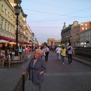 Девушки в Санкт-Петербурге: Алена, 56 - ищет парня из Санкт-Петербурга