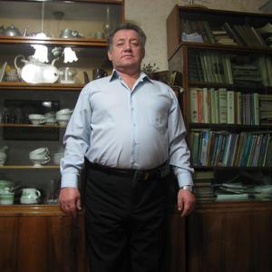 Павел, 65 лет, Новосибирск