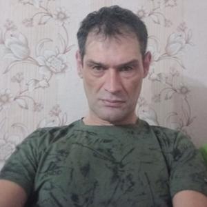 Парни в Томске: Денис, 44 - ищет девушку из Томска