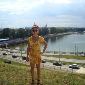 Девушки в Ижевске: Лилиюша, 42 - ищет парня из Ижевска