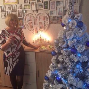 Екатерина, 65 лет, Калининград