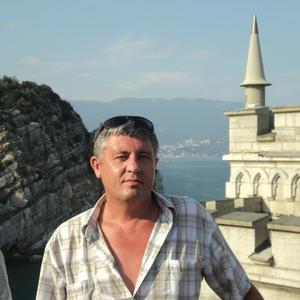 Александр, 64 года, Волгоград