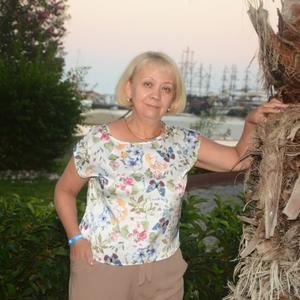 Ирина, 60 лет, Москва