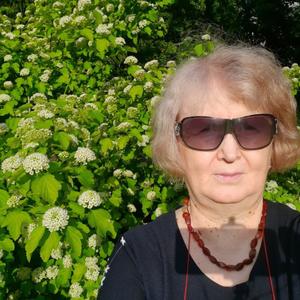 Девушки в Екатеринбурге: Вера, 69 - ищет парня из Екатеринбурга
