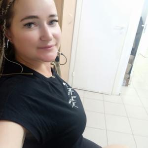 Девушки в Волгограде: Валентина, 35 - ищет парня из Волгограда