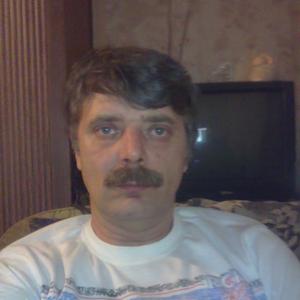 Амир, 52 года, Москва