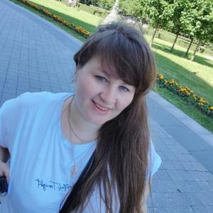 Девушки в Челябинске: Марина, 35 - ищет парня из Челябинска