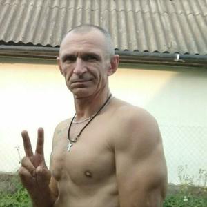 Виталий, 60 лет, Минск