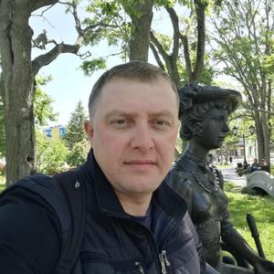 Парни в Южно-Сахалинске: Алексей Головин, 41 - ищет девушку из Южно-Сахалинска