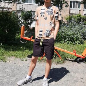 Парни в Владивостоке: Игорь, 19 - ищет девушку из Владивостока
