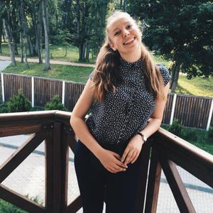 Девушки в Омске: Olesia, 30 - ищет парня из Омска