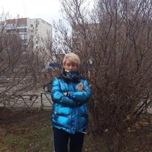 Девушки в Новосибирске: Натали, 57 - ищет парня из Новосибирска