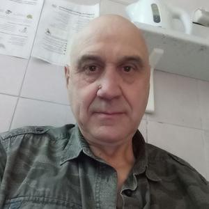 Александр, 66 лет, Хабаровск