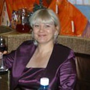 Девушки в Омске: Лариса Малютина, 62 - ищет парня из Омска