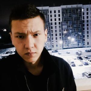 Максим, 21 год, Челябинск