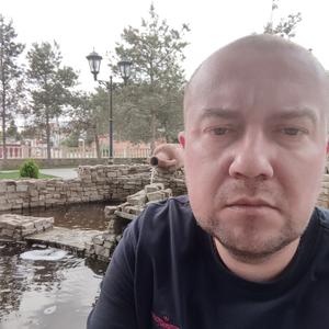 Парни в Тольятти: Руслан, 40 - ищет девушку из Тольятти