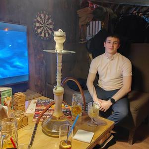 Илья, 25 лет, Белово
