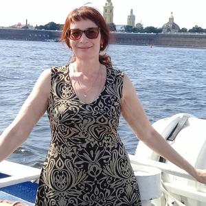 Девушки в Санкт-Петербурге: Ирина, 60 - ищет парня из Санкт-Петербурга