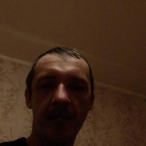 Парни в Ижевске: Виталий, 42 - ищет девушку из Ижевска