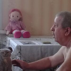 Парни в Саратове: Борис Коновалов, 70 - ищет девушку из Саратова
