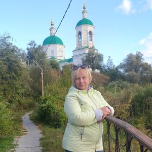 Лариса, 55 лет, Саратов