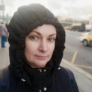 Девушки в Обнинске: Марина, 40 - ищет парня из Обнинска